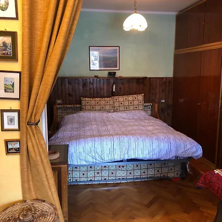 Small Flat 50 M From The Slopes Apartamento *