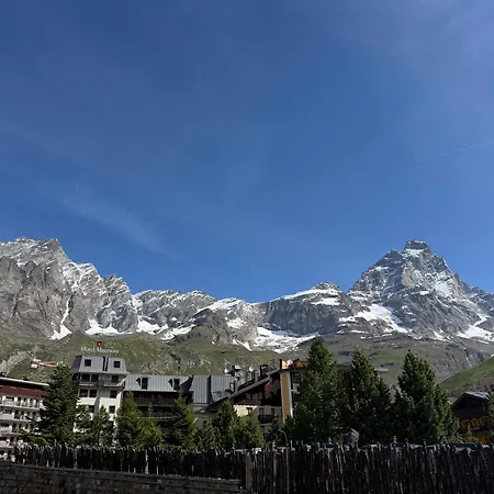 Small Flat 50 M From The Slopes Брей-Червінія