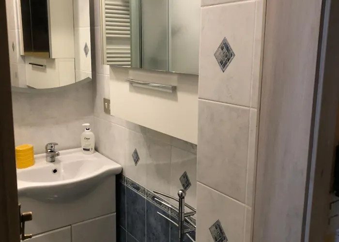 Small Flat 50 M From The Slopes * ברויל-קרוויניה